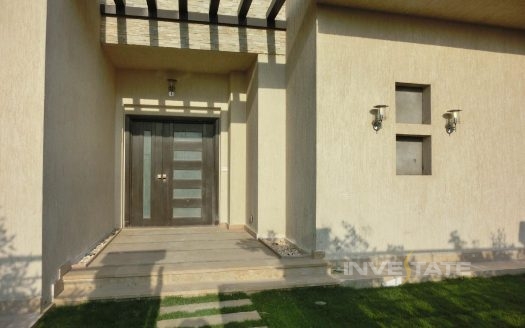 Standalone Villa for rent in Allegria